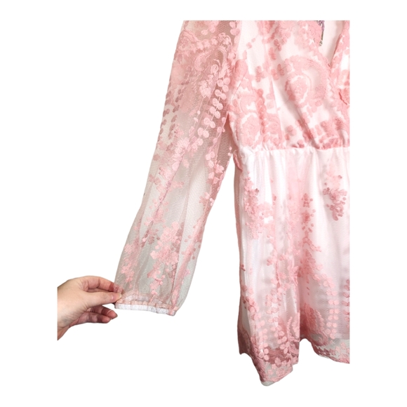 Boohoo Lace Plunge Mini Skater Dress - Picture 4 of 8